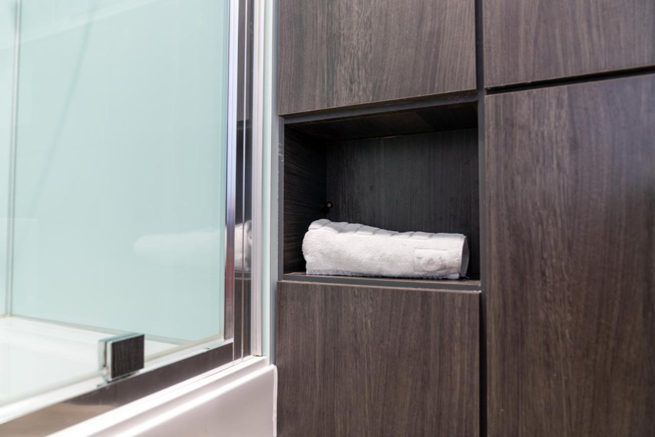 Easyhotel Hotel