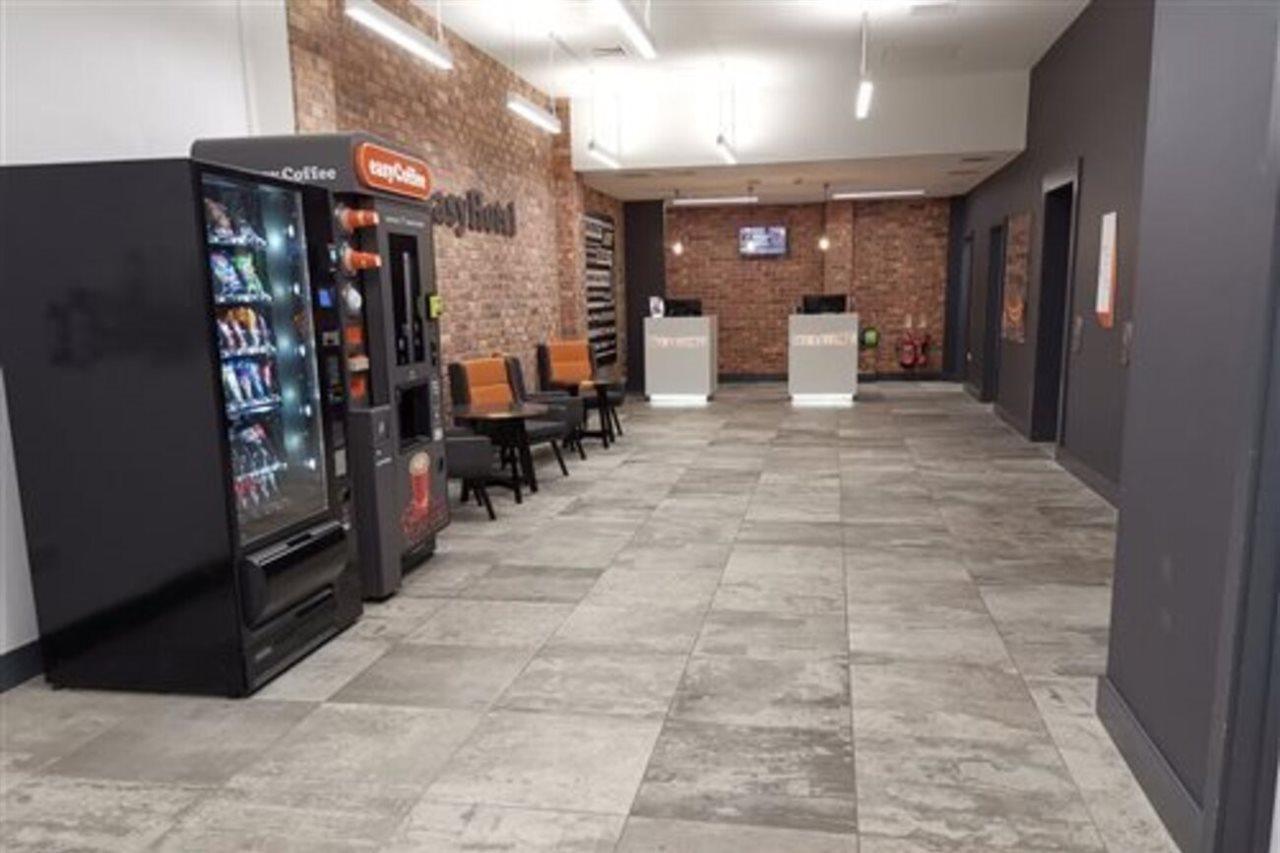 Easyhotel Hotel 3*